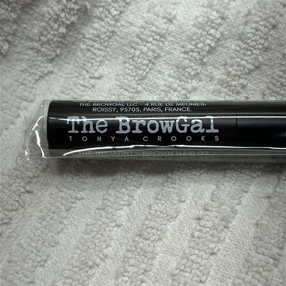 Eye Makeup Set 3 pieces Eyeshadow trio, angled eyeshadow brush, brow gel NWT - Picture 3 of 10